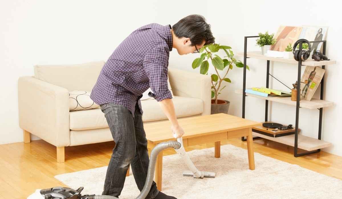 Why is My Carpet Cleaner Leaking: Easy Fixes