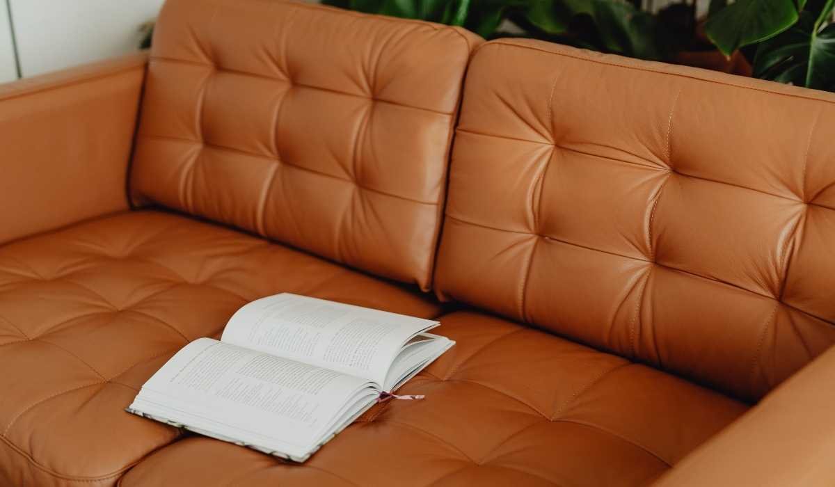 How to Clean Upholstery Sofa: Easy Steps for a Fresh Look